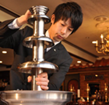 ①お届けは２個口（鉄板部分とバーナー部分）になります。