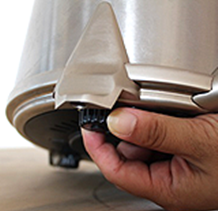 ③安定した台にのせてください。